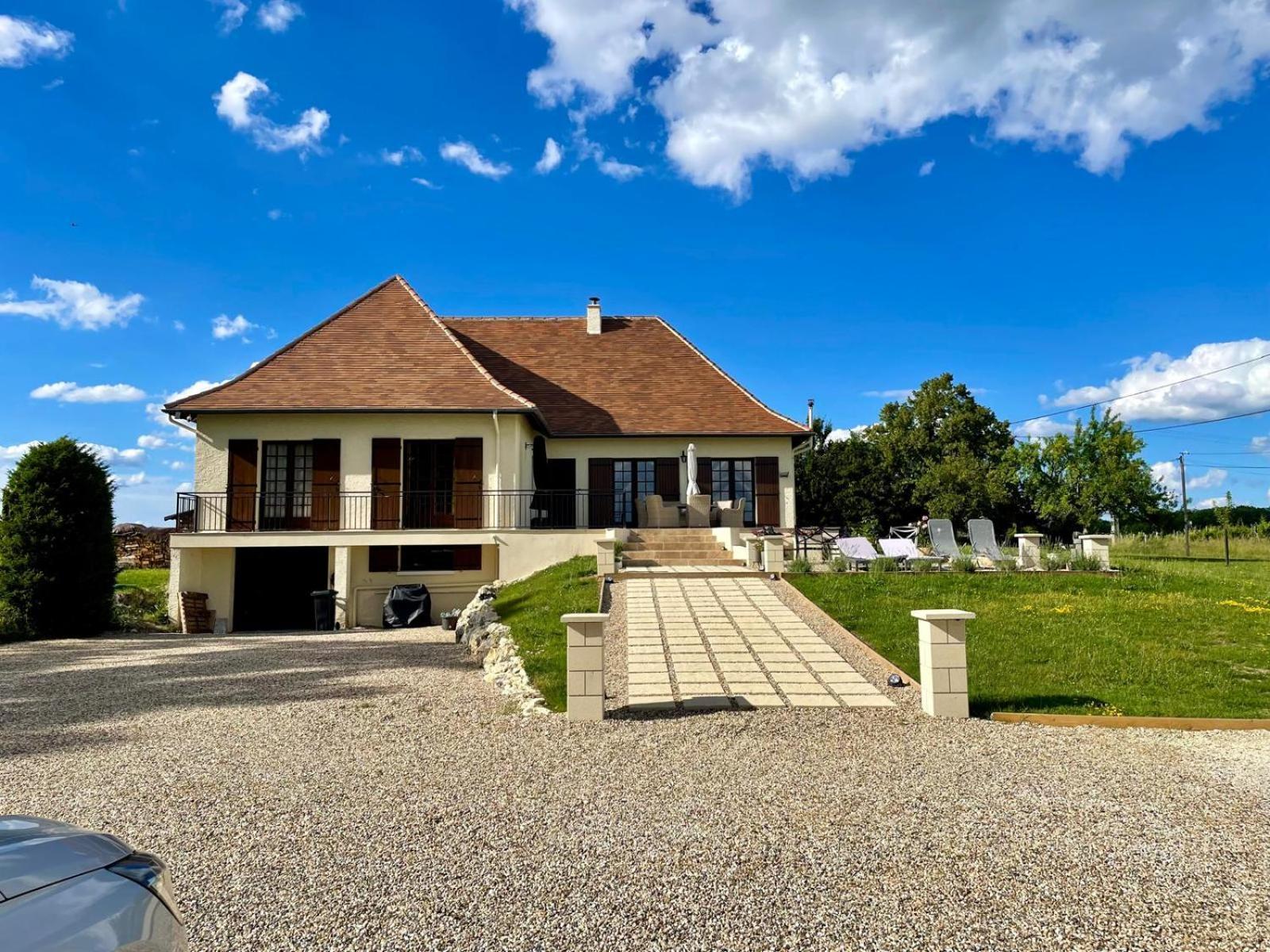 Les Grands Bois Bed & Breakfast Pomport Exterior photo